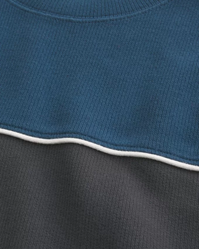 Boxy Long-Sleeve Striped Crew T-Shirt,Boxy Long-Sleeve Striped Crew T-Shirt Boxy Long-Sleeve Striped Crew T-Shirt,Boxy Long-Sleeve Striped Crew T-Shirt