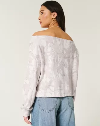 Easy Double Off-the-Shoulder Camo Pattern Sweatshirt,Easy Double Off-the-Shoulder Camo Pattern Sweatshirt Easy Double Off-the-Shoulder Camo Pattern Sweatshirt,Easy Double Off-the-Shoulder Camo Pattern Sweatshirt