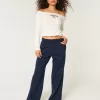 Easy Off-the-Shoulder London Graphic Tee,Easy Off-the-Shoulder London Graphic Tee Easy Off-the-Shoulder London Graphic Tee,Easy Off-the-Shoulder London Graphic Tee