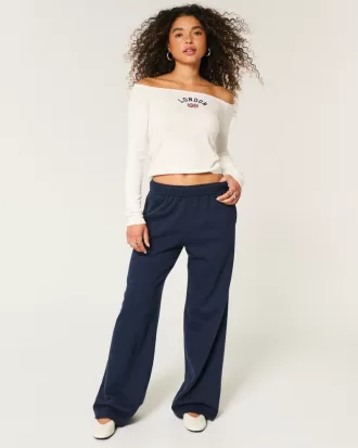 Easy Off-the-Shoulder London Graphic Tee,Easy Off-the-Shoulder London Graphic Tee Easy Off-the-Shoulder London Graphic Tee,Easy Off-the-Shoulder London Graphic Tee