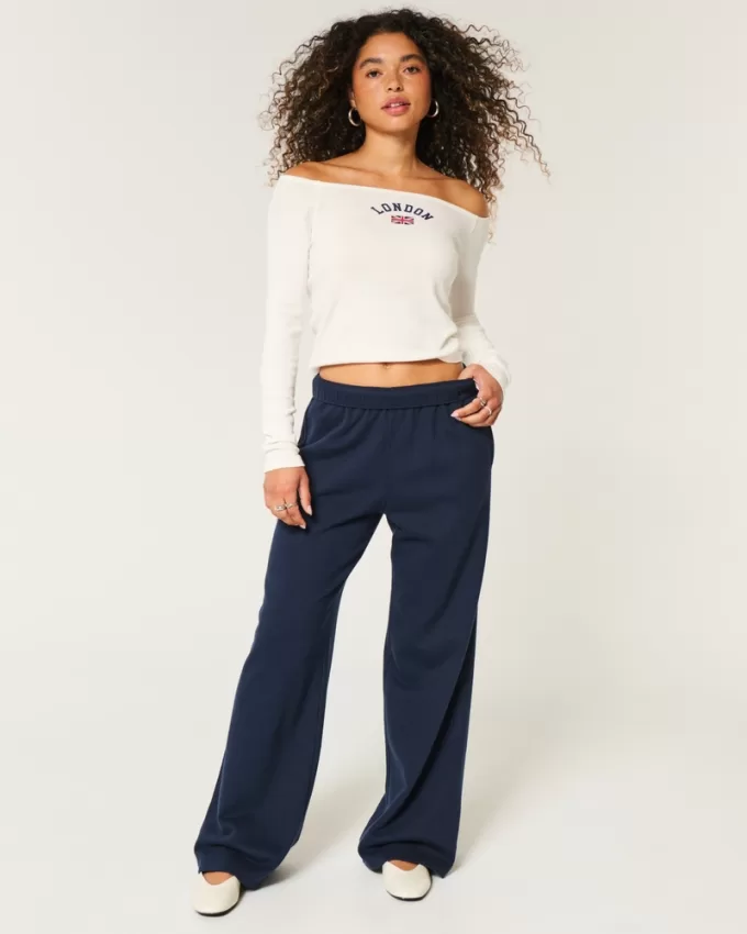 Easy Off-the-Shoulder London Graphic Tee,Easy Off-the-Shoulder London Graphic Tee Easy Off-the-Shoulder London Graphic Tee,Easy Off-the-Shoulder London Graphic Tee