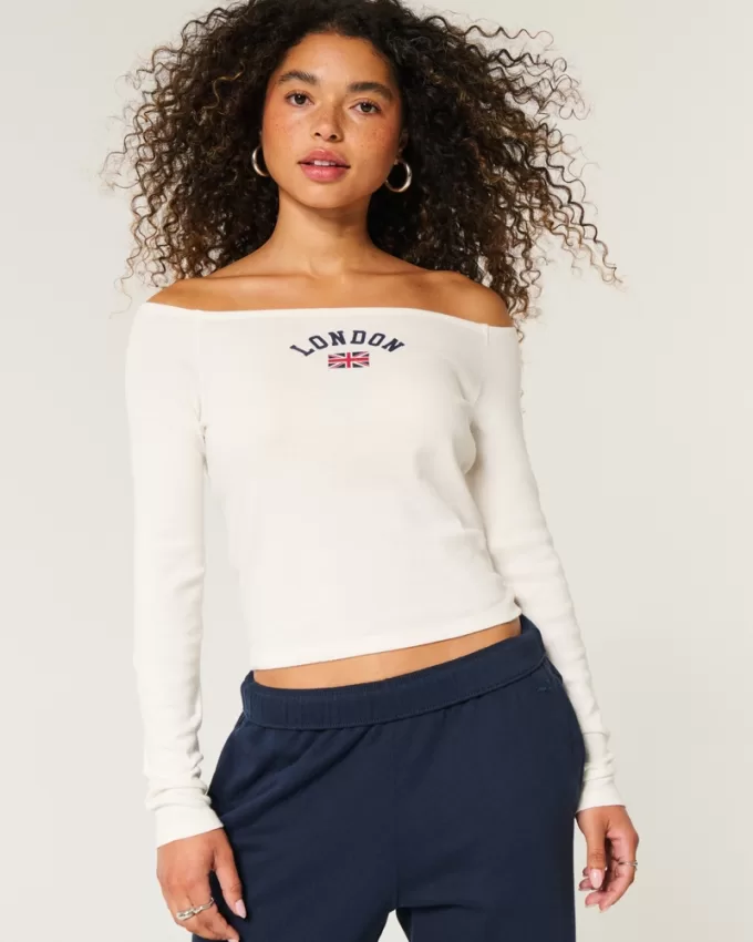 Easy Off-the-Shoulder London Graphic Tee,Easy Off-the-Shoulder London Graphic Tee Easy Off-the-Shoulder London Graphic Tee,Easy Off-the-Shoulder London Graphic Tee
