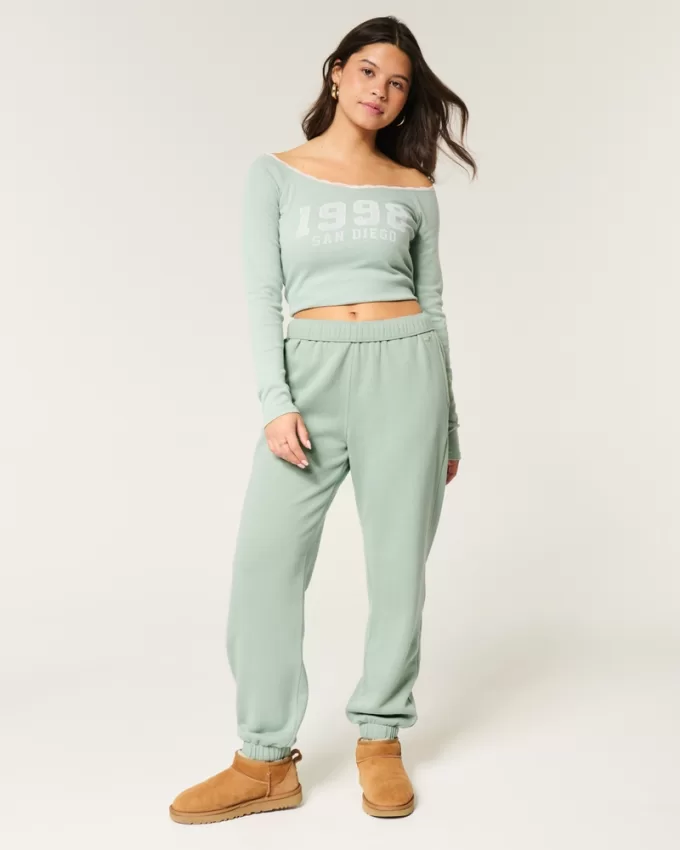 Hollister Feel Good Fleece Dad Joggers,Hollister Feel Good Fleece Dad Joggers Hollister Feel Good Fleece Dad Joggers,Hollister Feel Good Fleece Dad Joggers