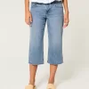 Low-Rise Medium Wash Capri Jeans,Low-Rise Medium Wash Capri Jeans Low-Rise Medium Wash Capri Jeans,Low-Rise Medium Wash Capri Jeans