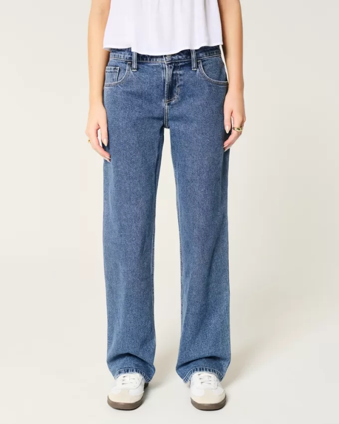 Low-Rise Medium Wash Relaxed Straight Jeans,Low-Rise Medium Wash Relaxed Straight Jeans Low-Rise Medium Wash Relaxed Straight Jeans,Low-Rise Medium Wash Relaxed Straight Jeans