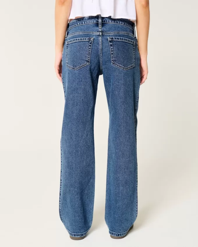Low-Rise Medium Wash Relaxed Straight Jeans,Low-Rise Medium Wash Relaxed Straight Jeans Low-Rise Medium Wash Relaxed Straight Jeans,Low-Rise Medium Wash Relaxed Straight Jeans