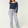 Low-Rise Medium Wash Relaxed Straight Jeans,Low-Rise Medium Wash Relaxed Straight Jeans Low-Rise Medium Wash Relaxed Straight Jeans,Low-Rise Medium Wash Relaxed Straight Jeans