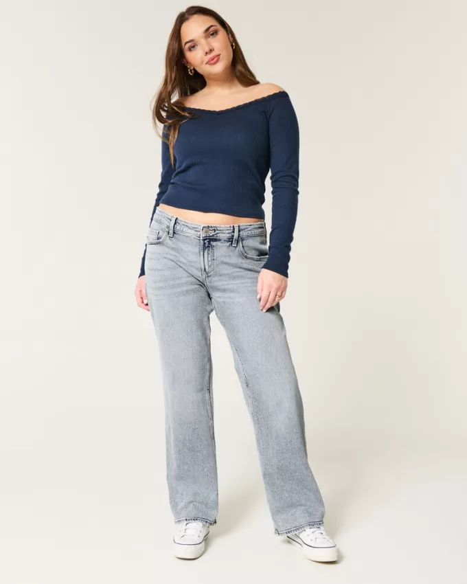 Low-Rise Medium Wash Relaxed Straight Jeans,Low-Rise Medium Wash Relaxed Straight Jeans Low-Rise Medium Wash Relaxed Straight Jeans,Low-Rise Medium Wash Relaxed Straight Jeans