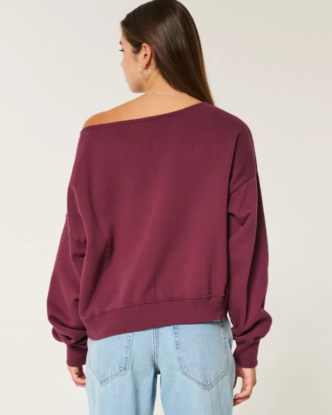 Mini Wreath Graphic Sweatshirt,Mini Wreath Graphic Sweatshirt Mini Wreath Graphic Sweatshirt,Mini Wreath Graphic Sweatshirt