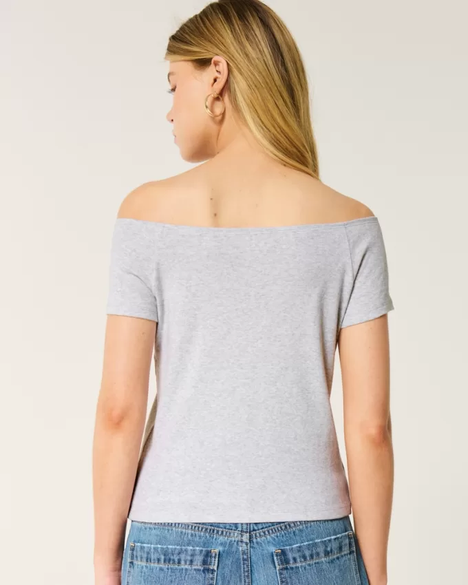 Short Sleeve Skimming Off-the-Shoulder Top,Short Sleeve Skimming Off-the-Shoulder Top Short Sleeve Skimming Off-the-Shoulder Top,Short Sleeve Skimming Off-the-Shoulder Top
